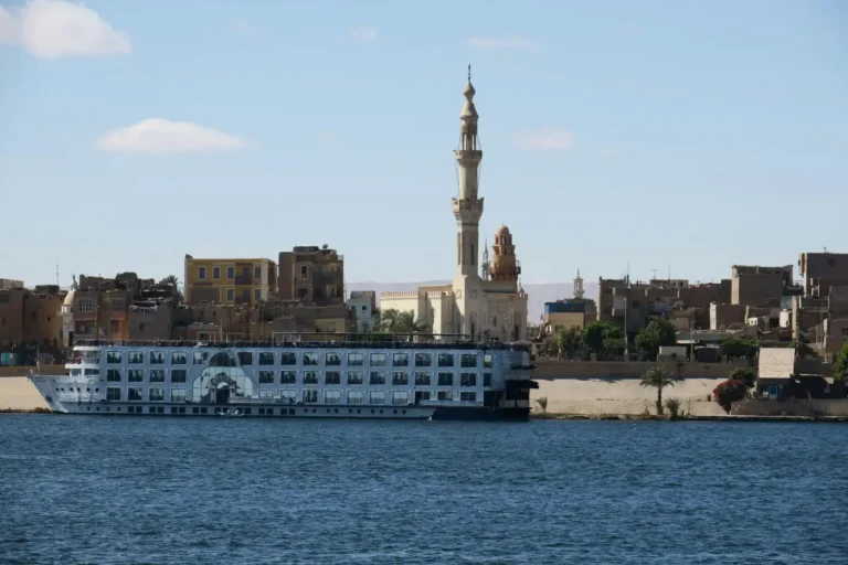 3-night-nile-cruise-aswan-to-luxor