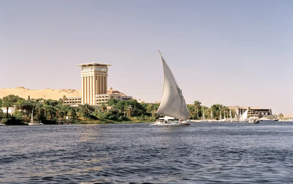 Nile Cruise Egypt from Hurghada: 7-Day Dahabiya Sailing & Temples