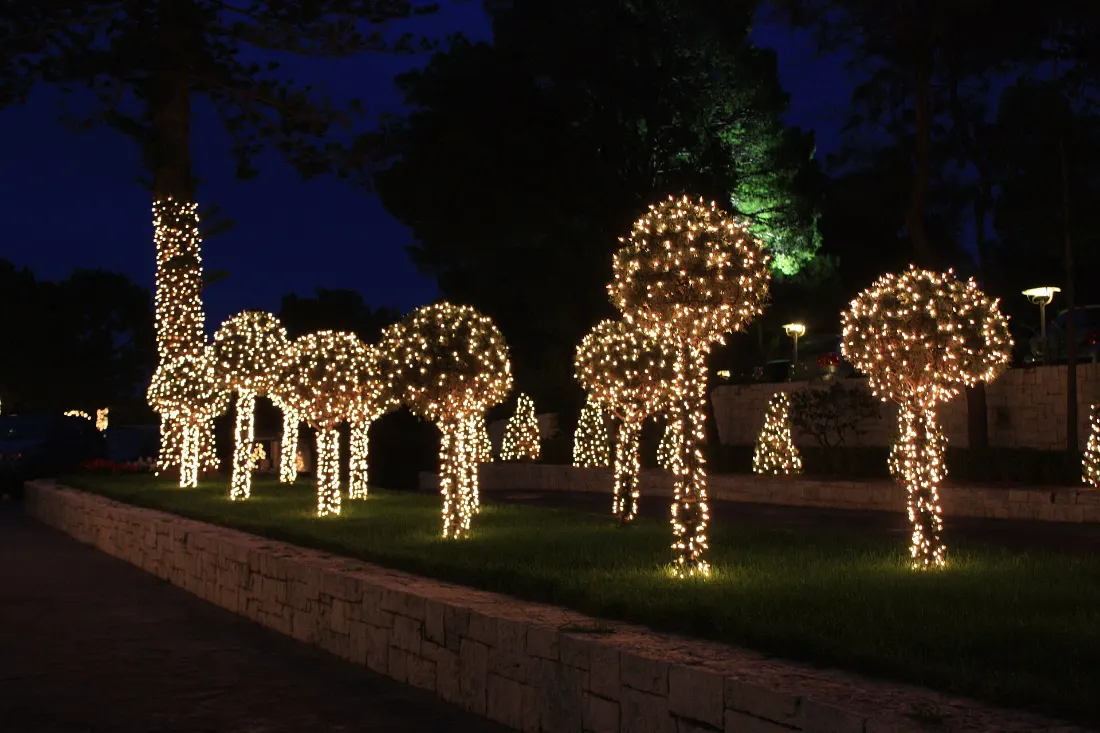 Festive hotel decorations for Christmas in Egypt