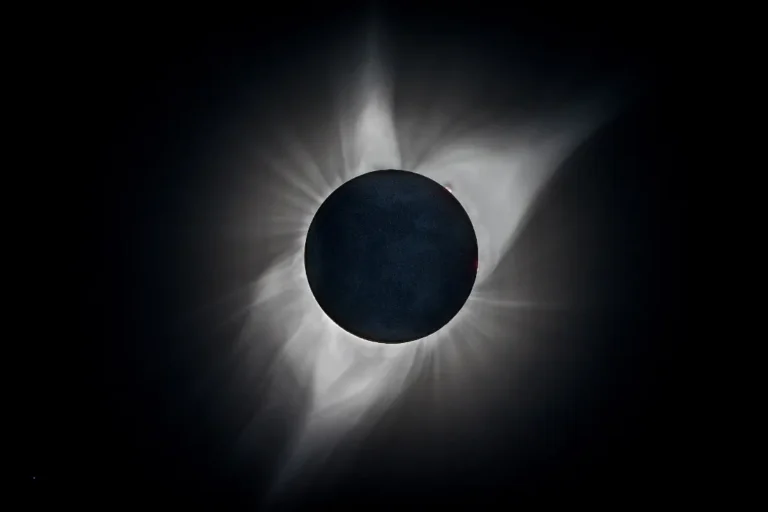 Egypt solar eclipse 2027 - the sun corona during total solar eclipse totality