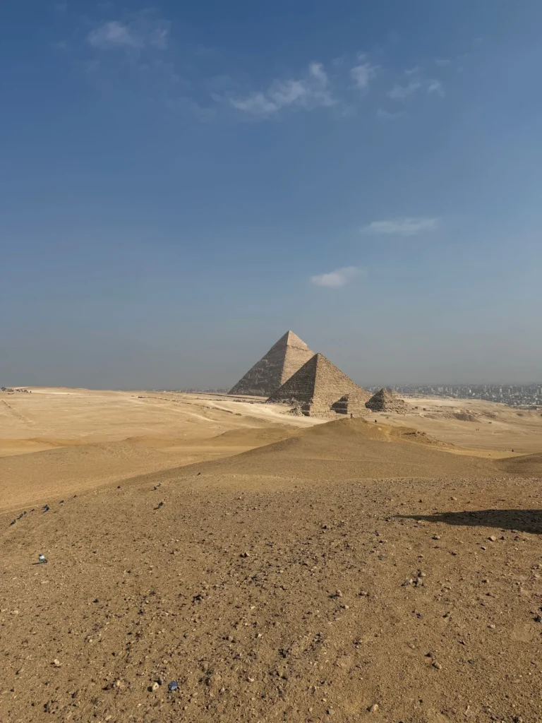 Panorama of the Giza pyramids seen on tours from Hurghada to Cairo
