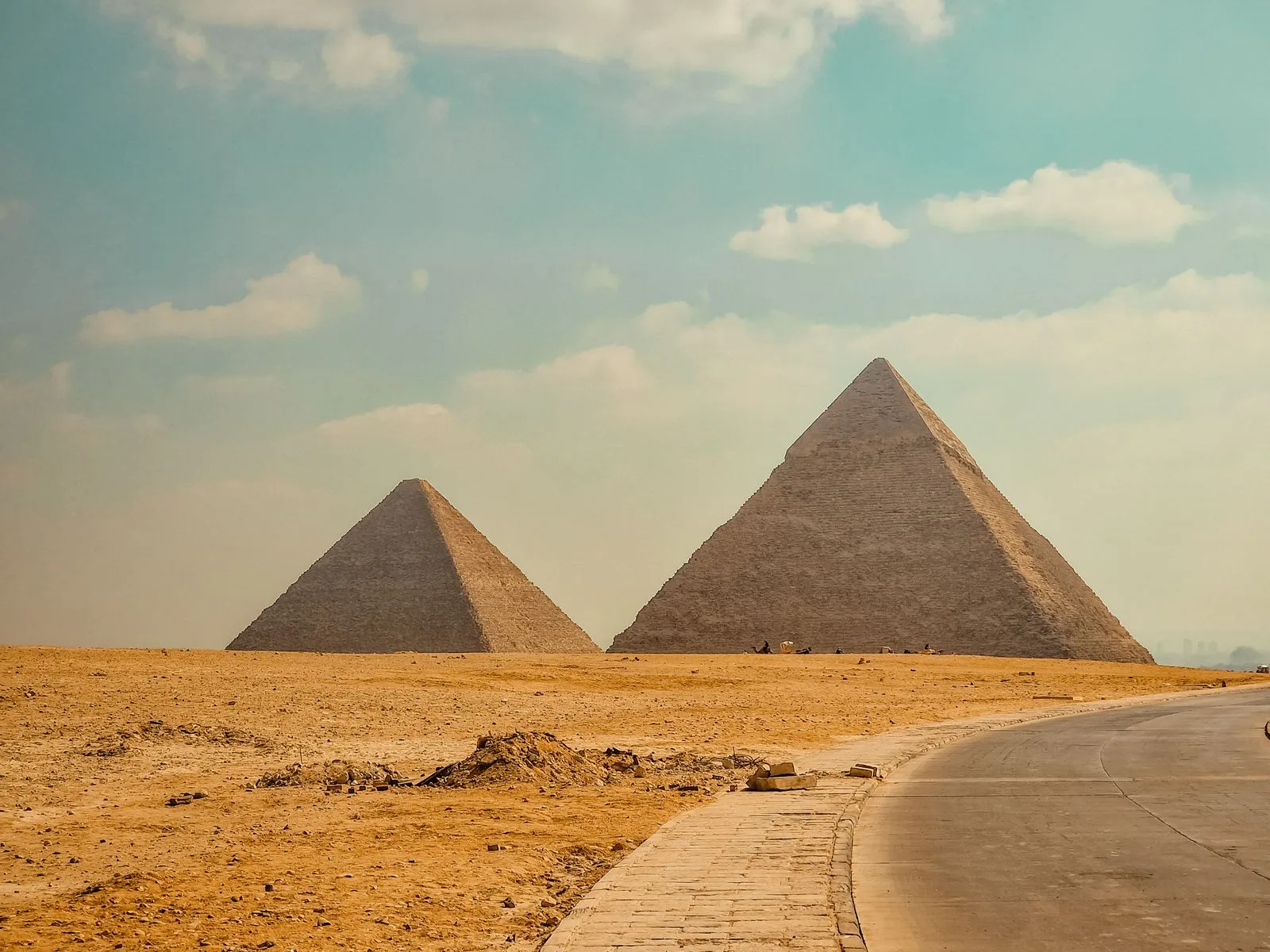 Pyramids of Giza on a 2 day trip to Cairo from Hurghada