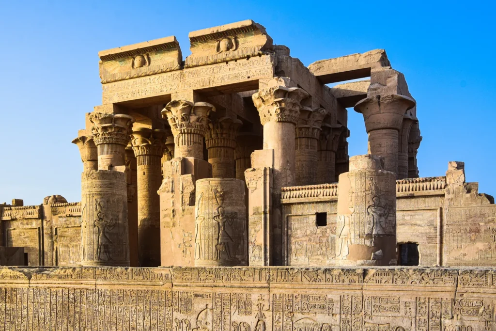 Dahabiya Nile Cruise 3 Nights – Aswan to Luxor Private Sailing