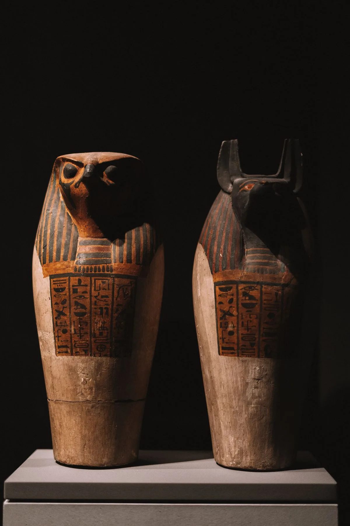 Luxor Museum - pharaonic statue in gallery