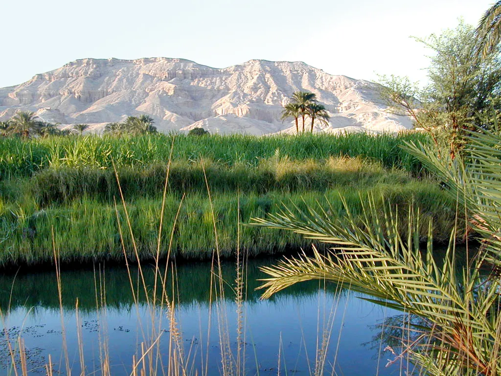 Dry desert climate of the Theban hills, Luxor