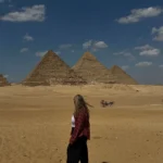 Tourist at the Pyramids of Giza on one of the tours from Hurghada to Cairo