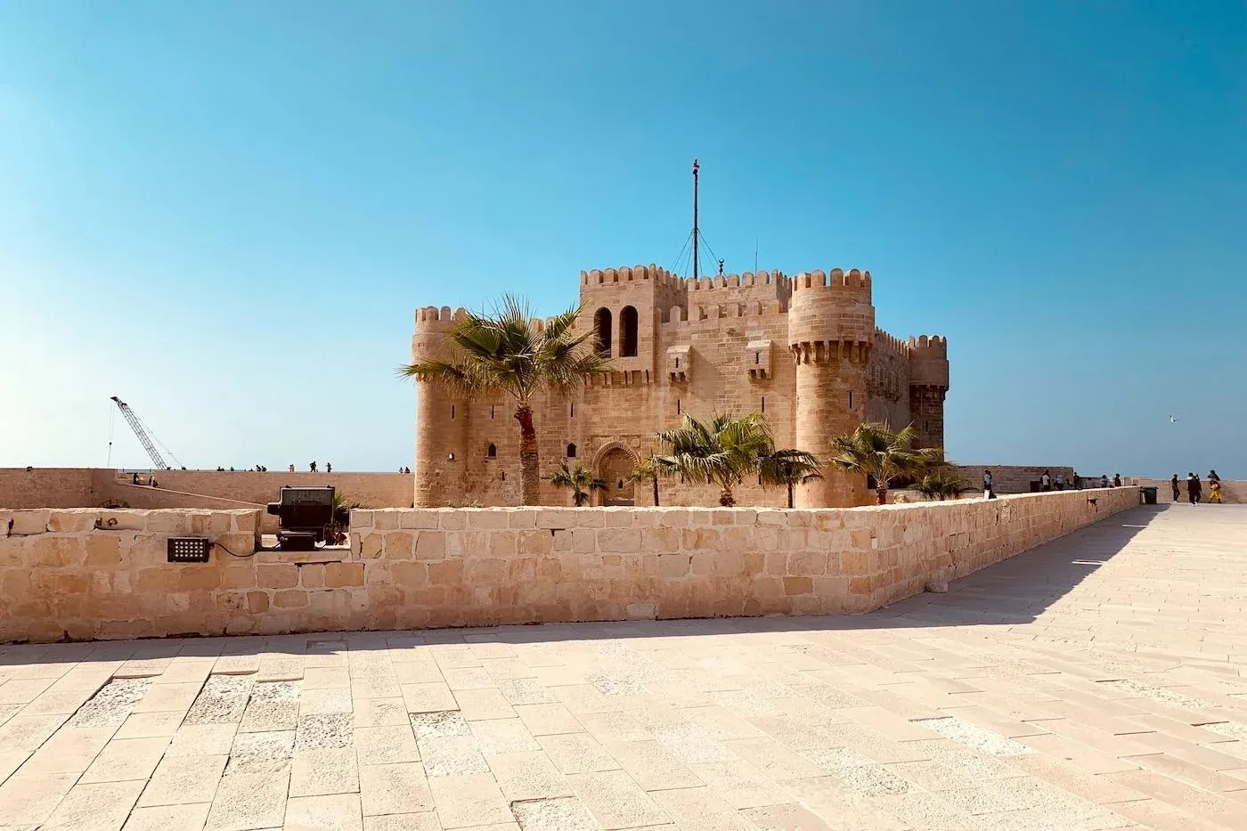 What is the weather in Alexandria - Qaitbay Citadel under a clear blue Mediterranean sky