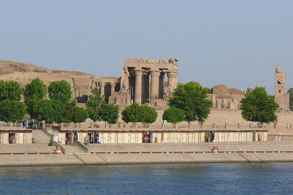 Kom Ombo temple beside the Nile on the best Christmas vacations