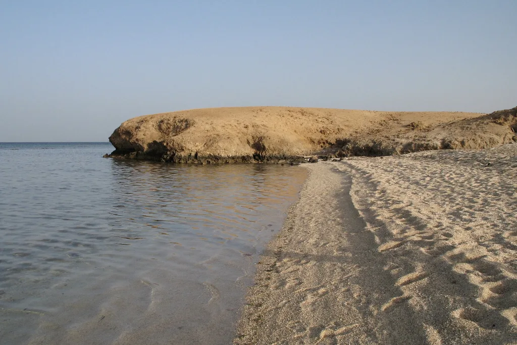 Quiet Marsa Alam bay, one of the beach destinations for Christmas