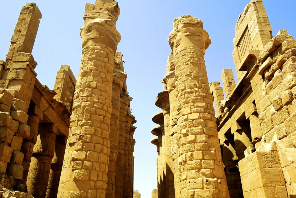 Karnak temple columns included in Christmas vacation packages