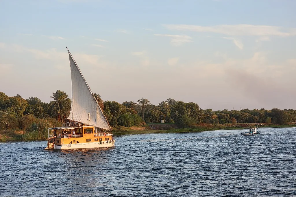 Dahabiya sailing the Nile at sunset, an all inclusive Christmas trip on full board - Christmas All Inclusive Holidays